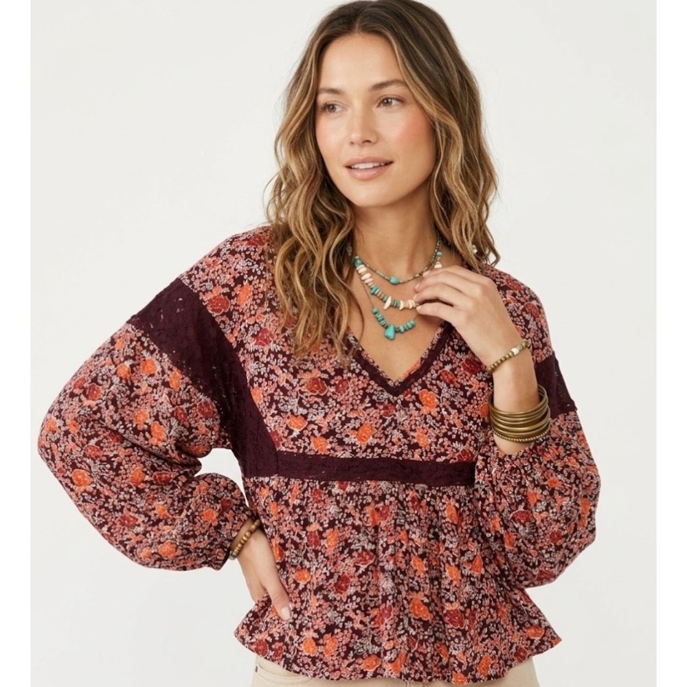 New Patrons of Peace Floral Oversized Boho Blouse Size Medium